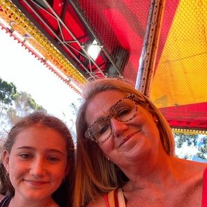 Meet your Posher, Angela